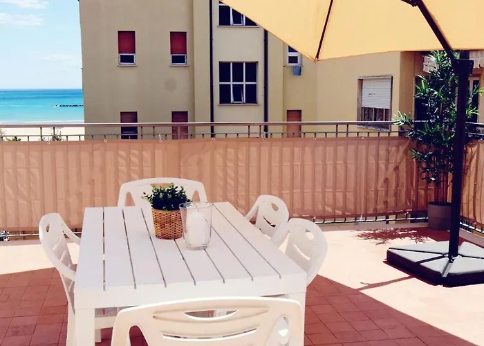 On The In Roseto Daire Roseto Degli Abruzzi